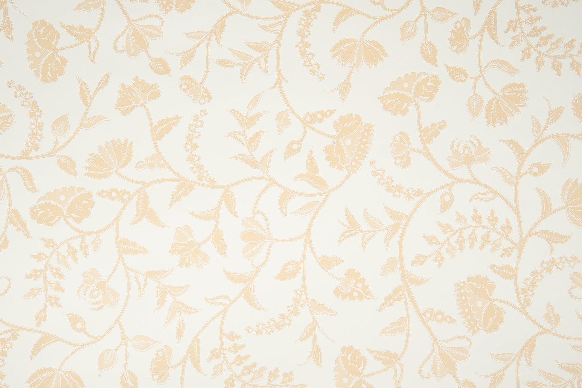 Greta Reverse floral wallpaper - Tan colorway repeat