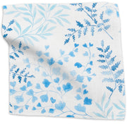 Leaves floral linen/cotton blend - Blue colorway swatch