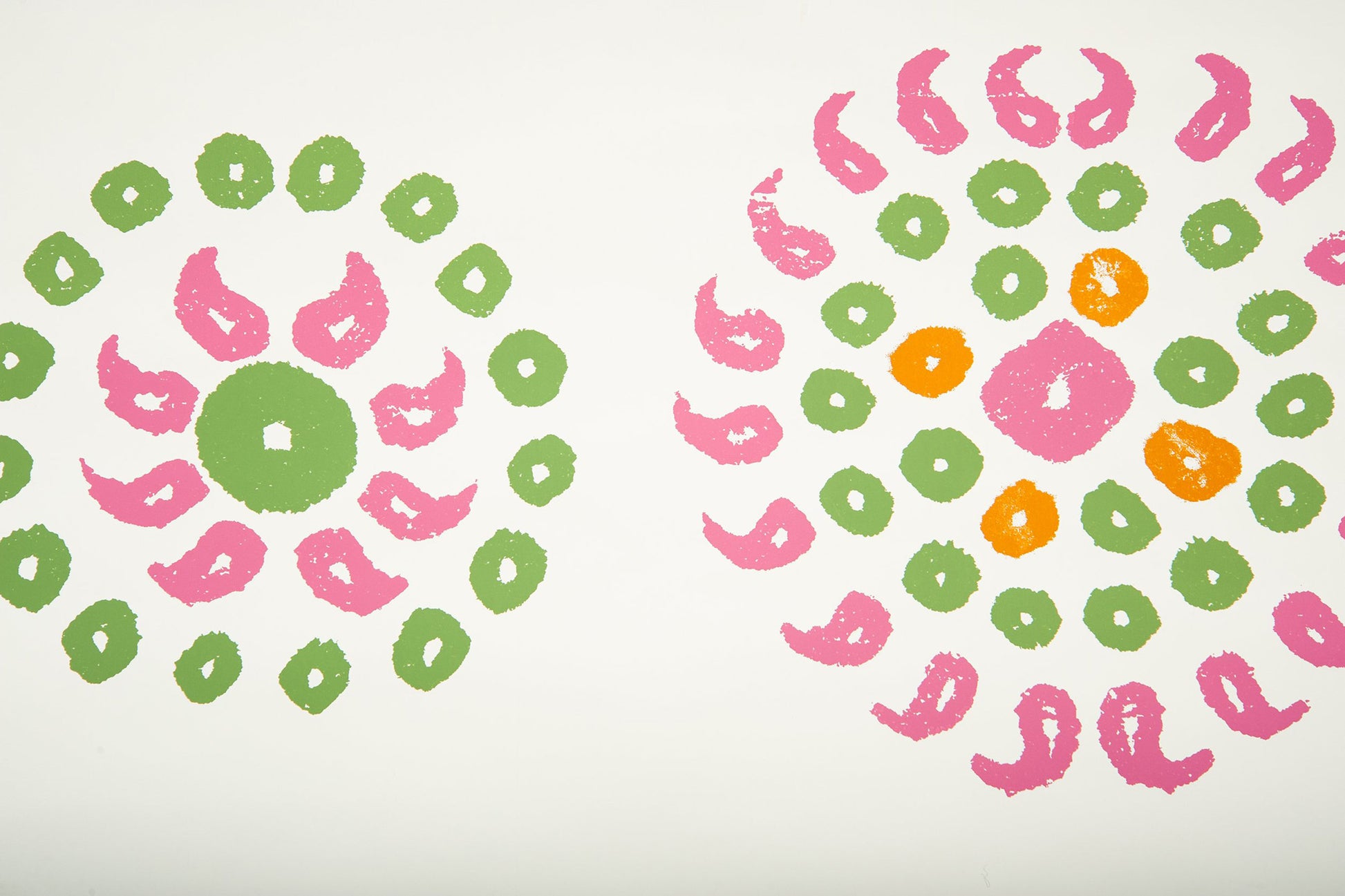 Natural Marrakech wallpaper - Bubblegum Pink colorway repeat