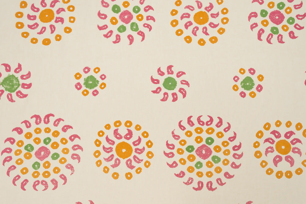 Natural Marrakech geometric linen - Natural/Bubblegum Pink colorway repeat
