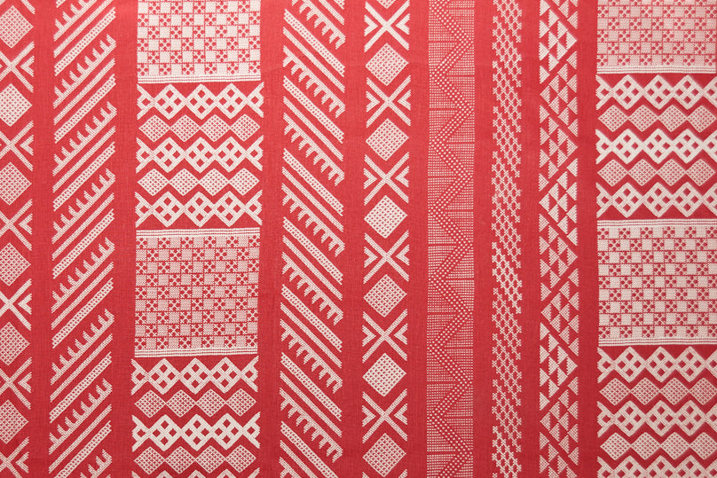 Tangier Natural geometric linen - Cherry Red/Natural colorway repeat